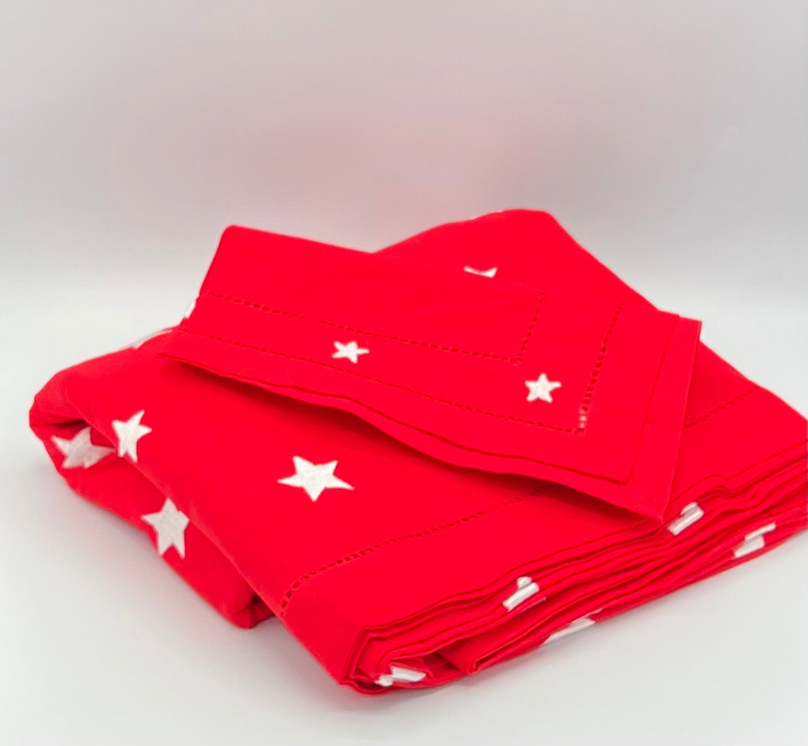 Noel Tablecloth image 1