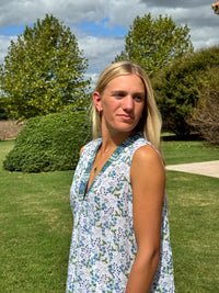 The Sleeveless Jessica Katan